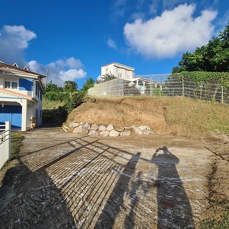 Villa Avec Vue T2 A T5 Duo De La Baie Le Robert Eksteriør billede