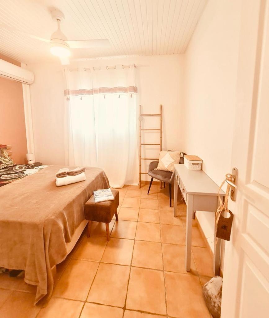Villa Avec Vue T2 A T5 Duo De La Baie Le Robert Eksteriør billede